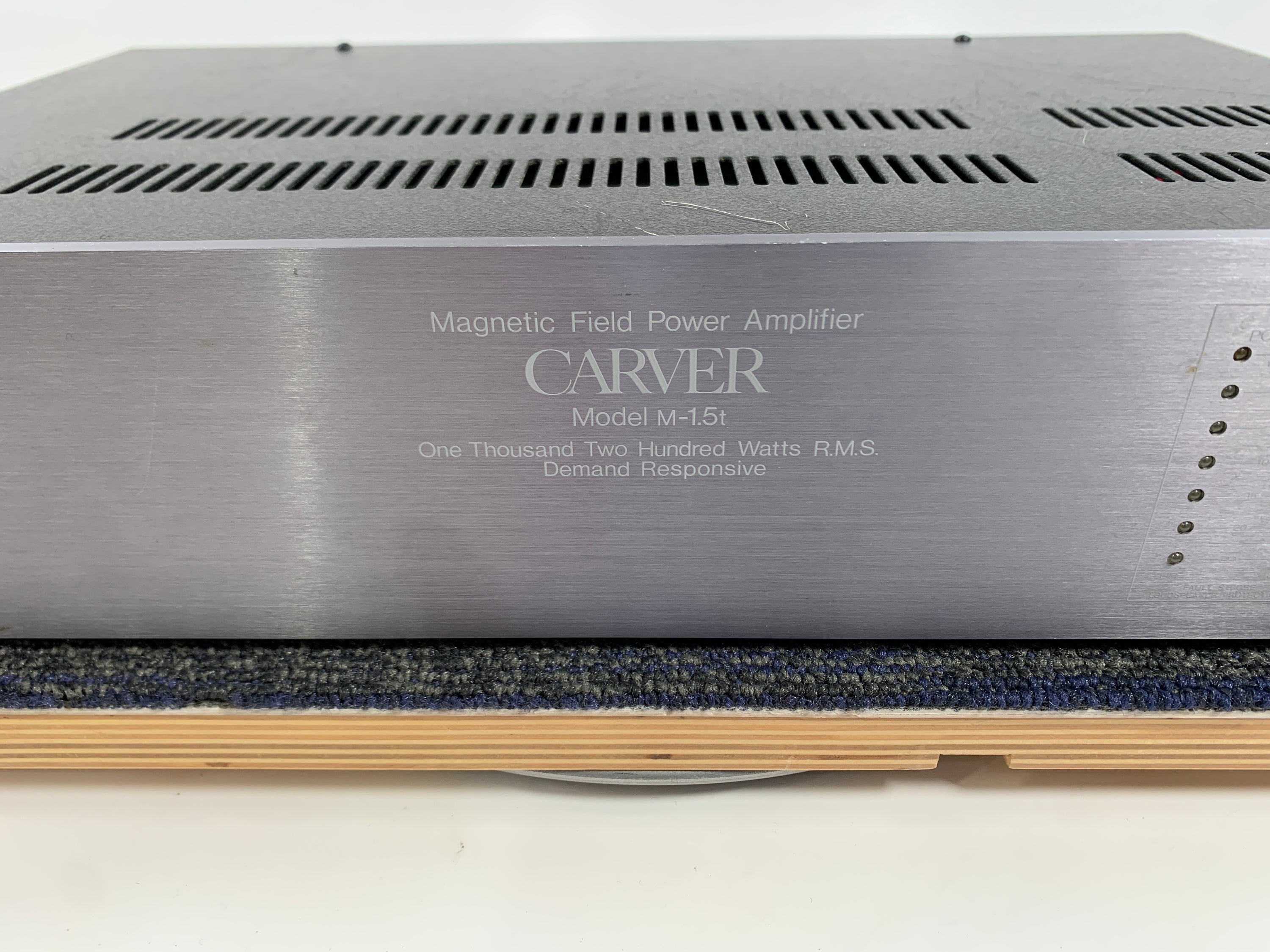 Carver M-1.5t Magnetic Field Amplifier