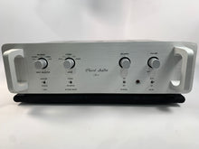Load image into Gallery viewer, Classe Audio Six Preamplifier Model 6R w/phono stage