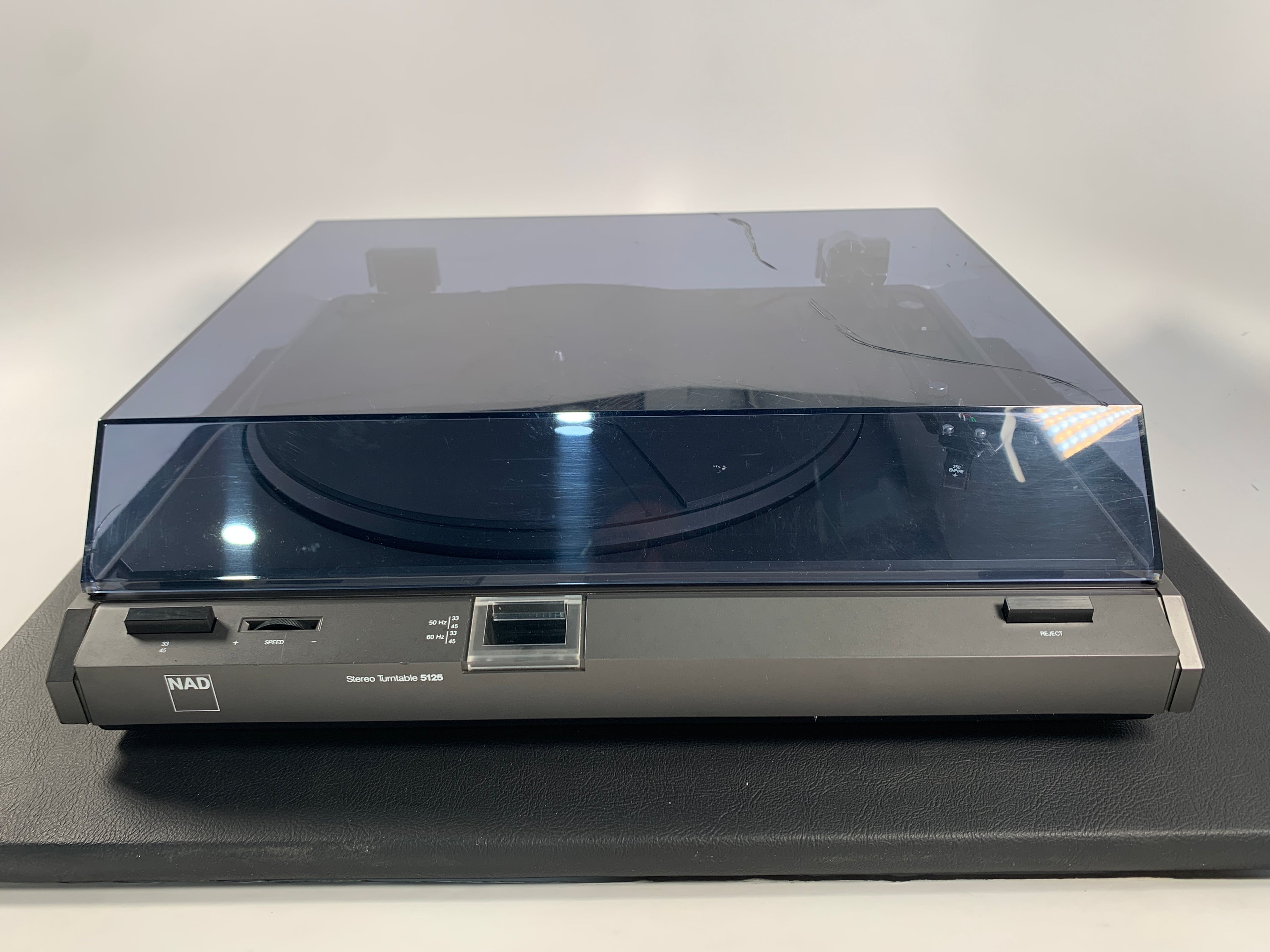 NAD 5125 Stereo Turntable