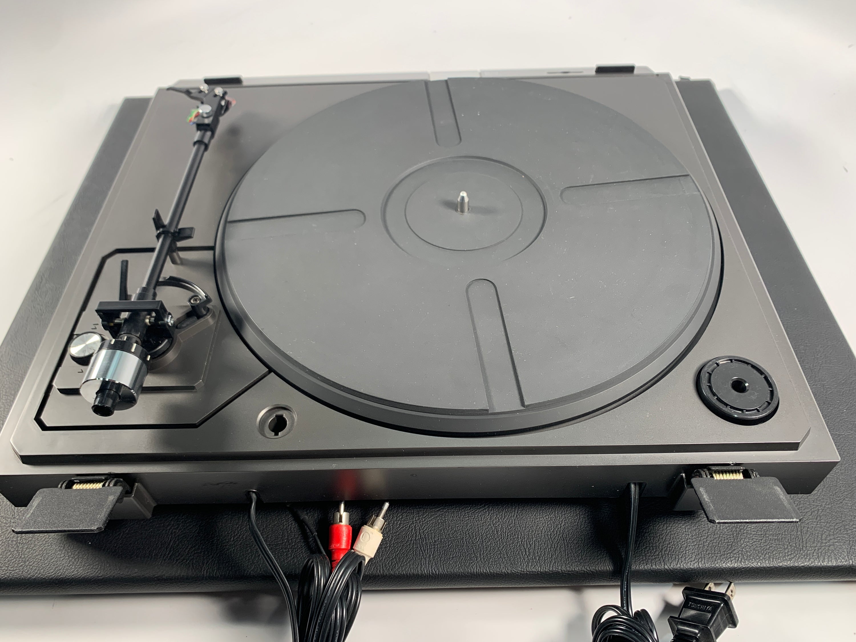 NAD 5125 Stereo Turntable