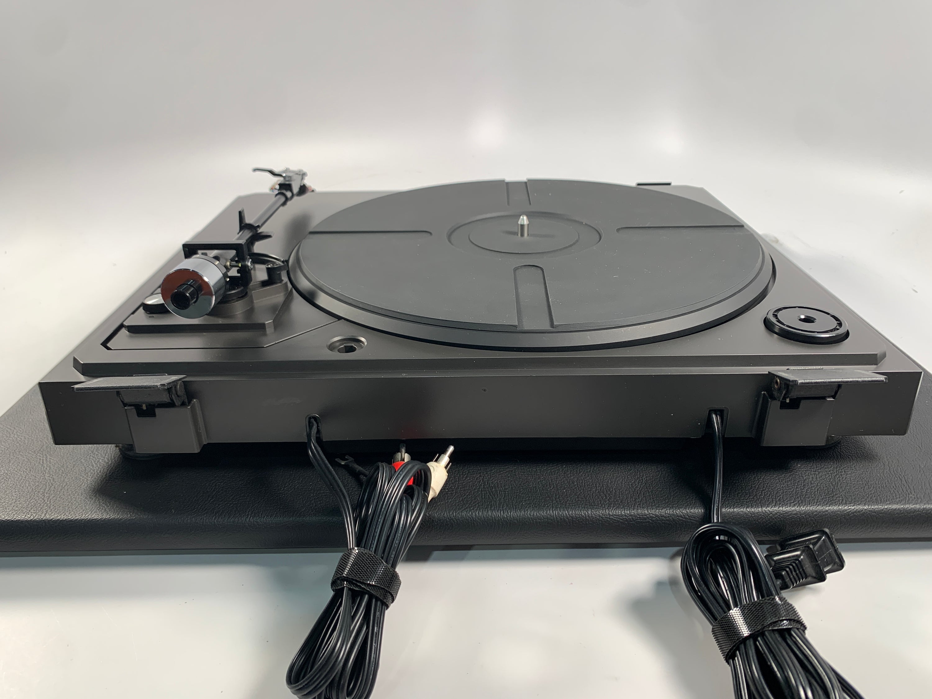 NAD 5125 Stereo Turntable