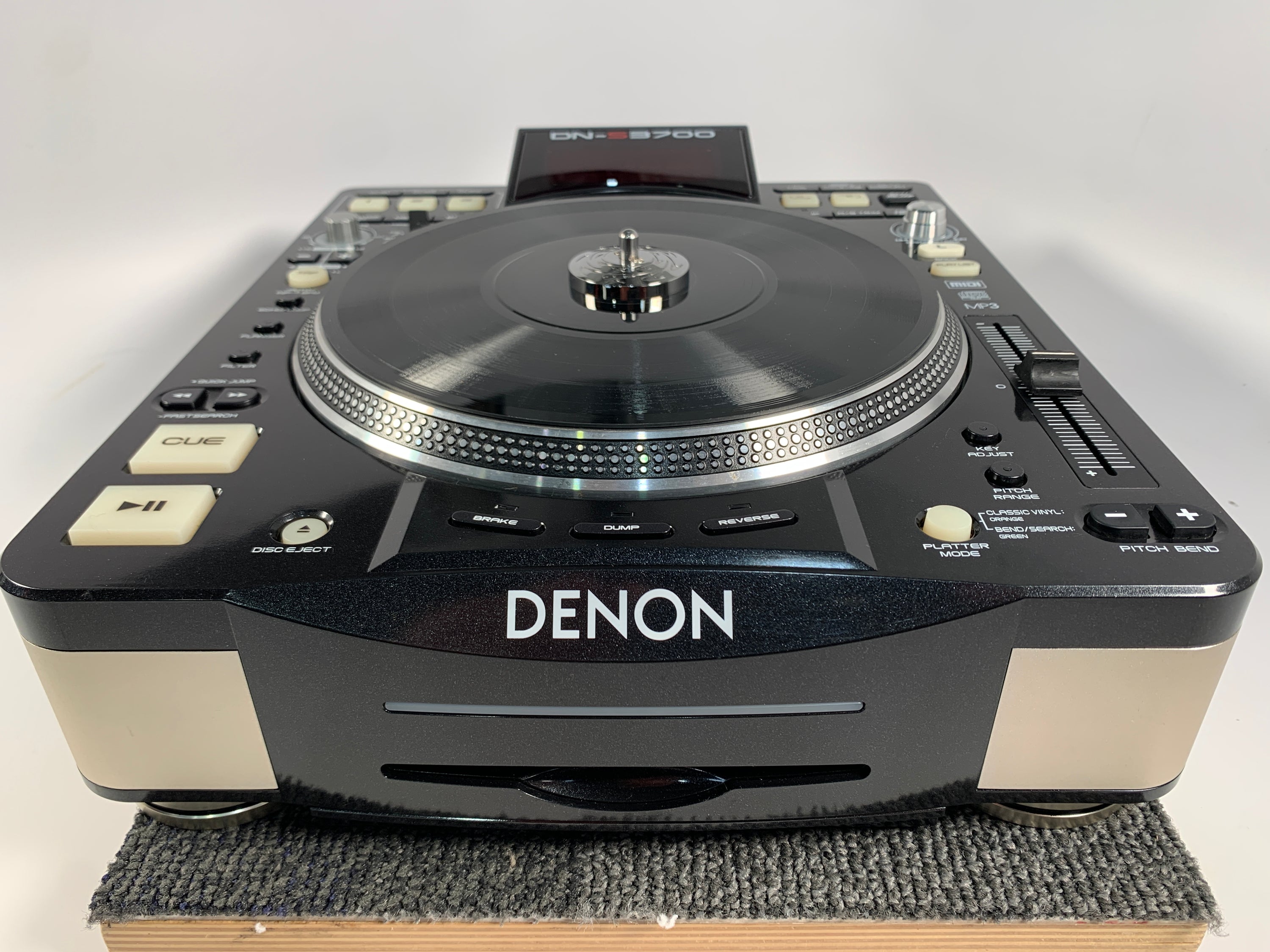 Denon DN-S3700 Digital Media Turntable w/CD Slot and USB Interface