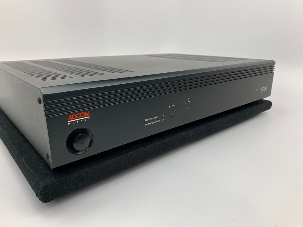 ADCOM GFA 5200 AMPLIFIER