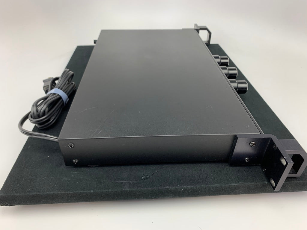 SUMO ATHENA PREAMP W/PHONO STAGE