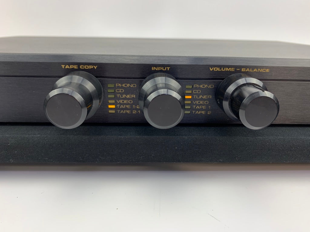SUMO ATHENA PREAMP W/PHONO STAGE