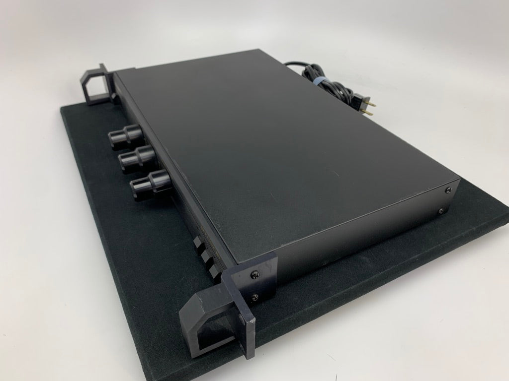 SUMO ATHENA PREAMP W/PHONO STAGE