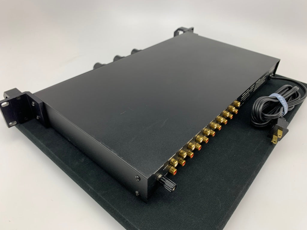 SUMO ATHENA PREAMP W/PHONO STAGE