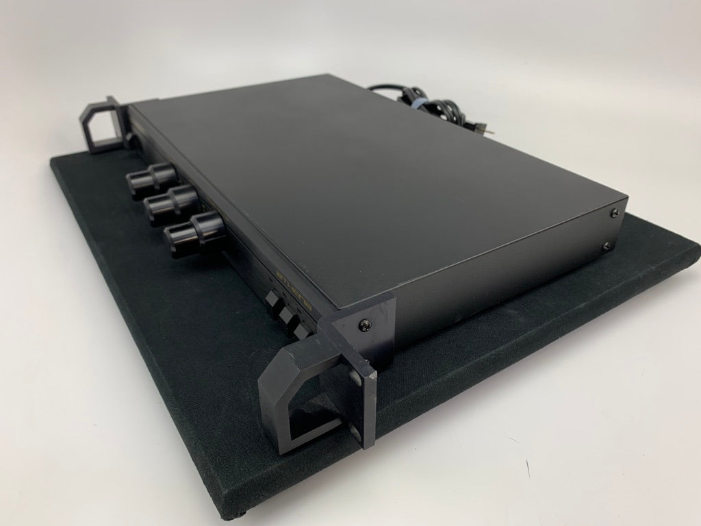 SUMO ATHENA PREAMP W/PHONO STAGE