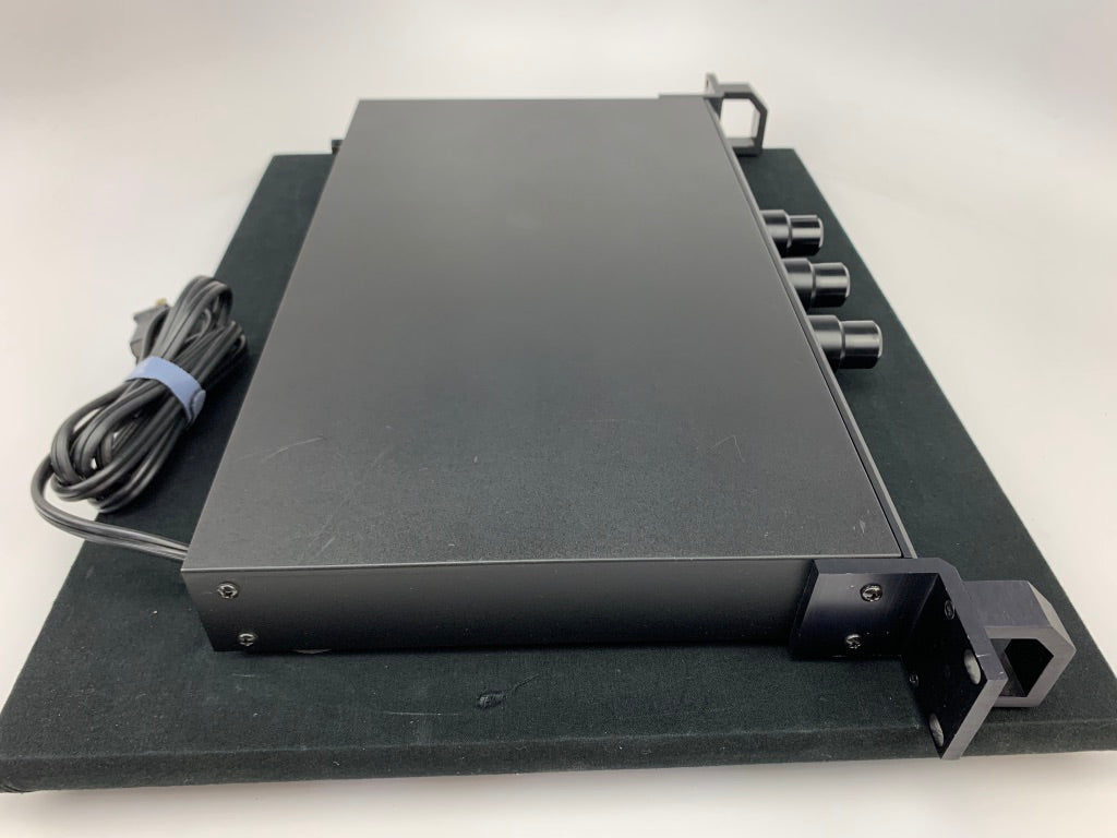 SUMO ATHENA PREAMP W/PHONO STAGE